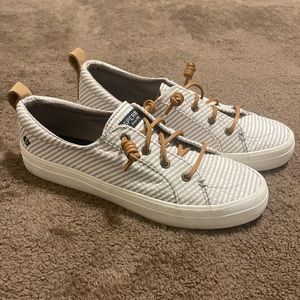 Sperry Crest Vibe Sneaker with Memory Foam